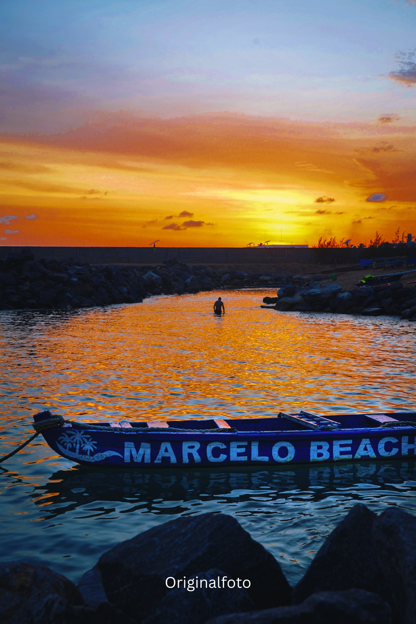 Fire Over Marcelo – Fotokunst vom Sonnenuntergang am Marcelo Beach